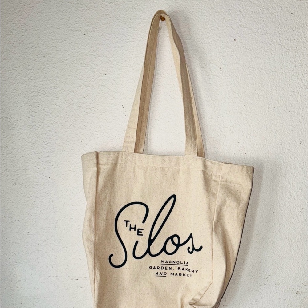 Magnolia Market - The Silos Tote bag